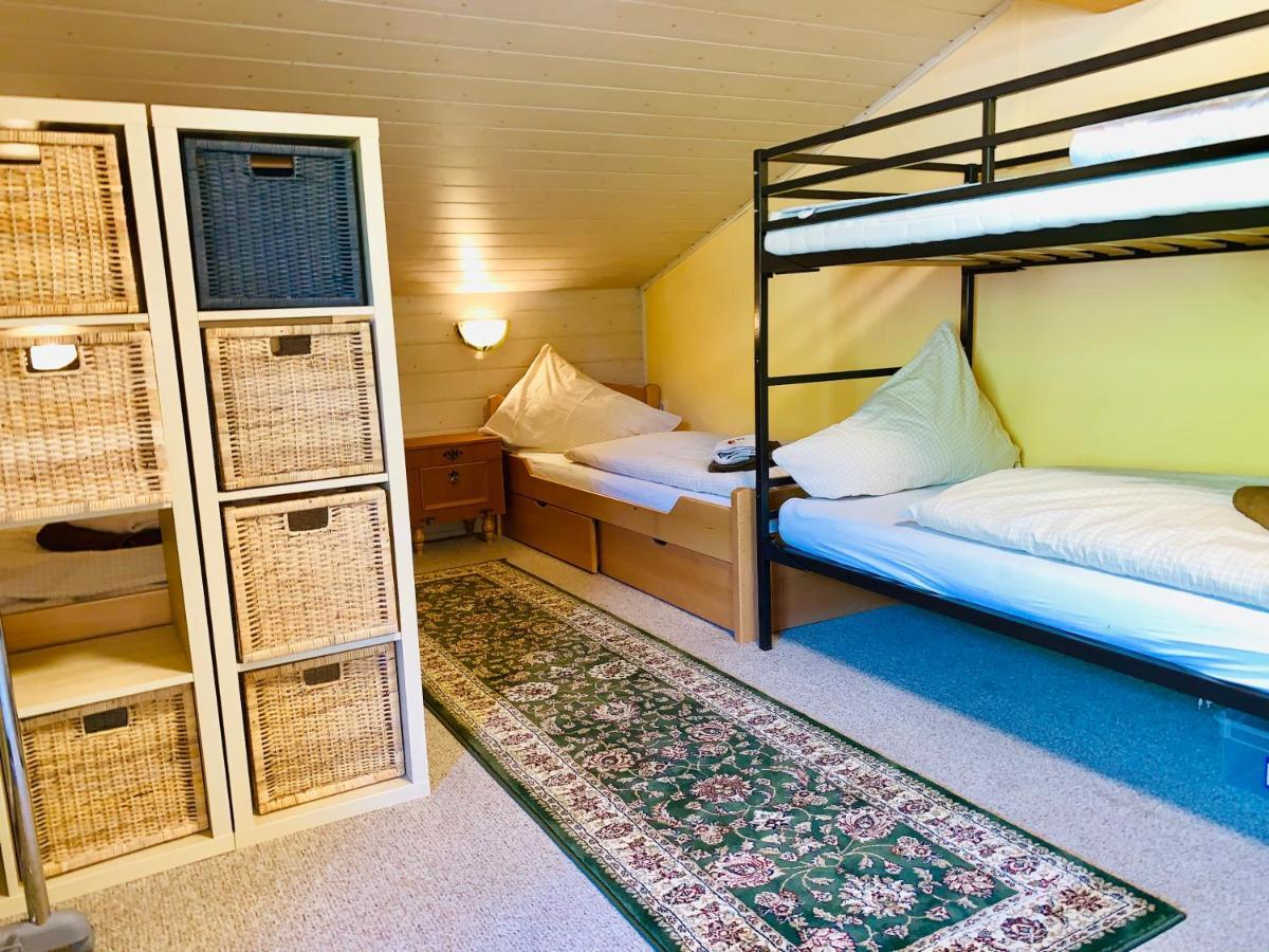 レオガング Haus Tirol Bed & Breakfast エクステリア 写真